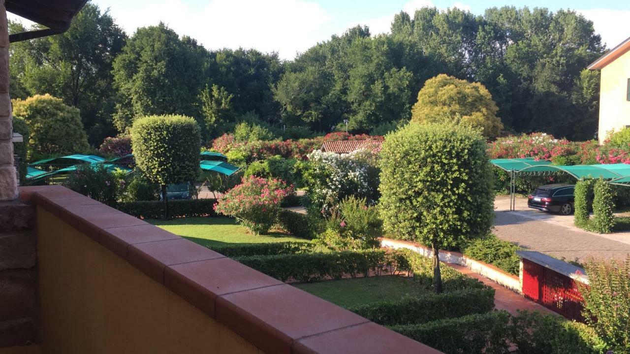 La Chicca Del Garda Apartment Peschiera del Garda Exterior foto